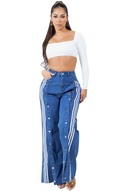 Snap Button Wide Leg Denim Jeans