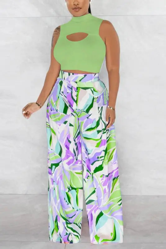 Cut-Out Crop Top And Watercolor Pant Set - L / Lime Green