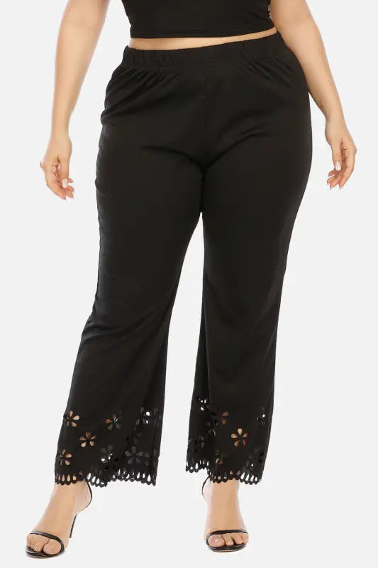 Plus Size Hollow Out Embroidery Detailed Pants - 1XL